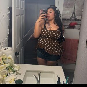 Meet your Posher, Naomi